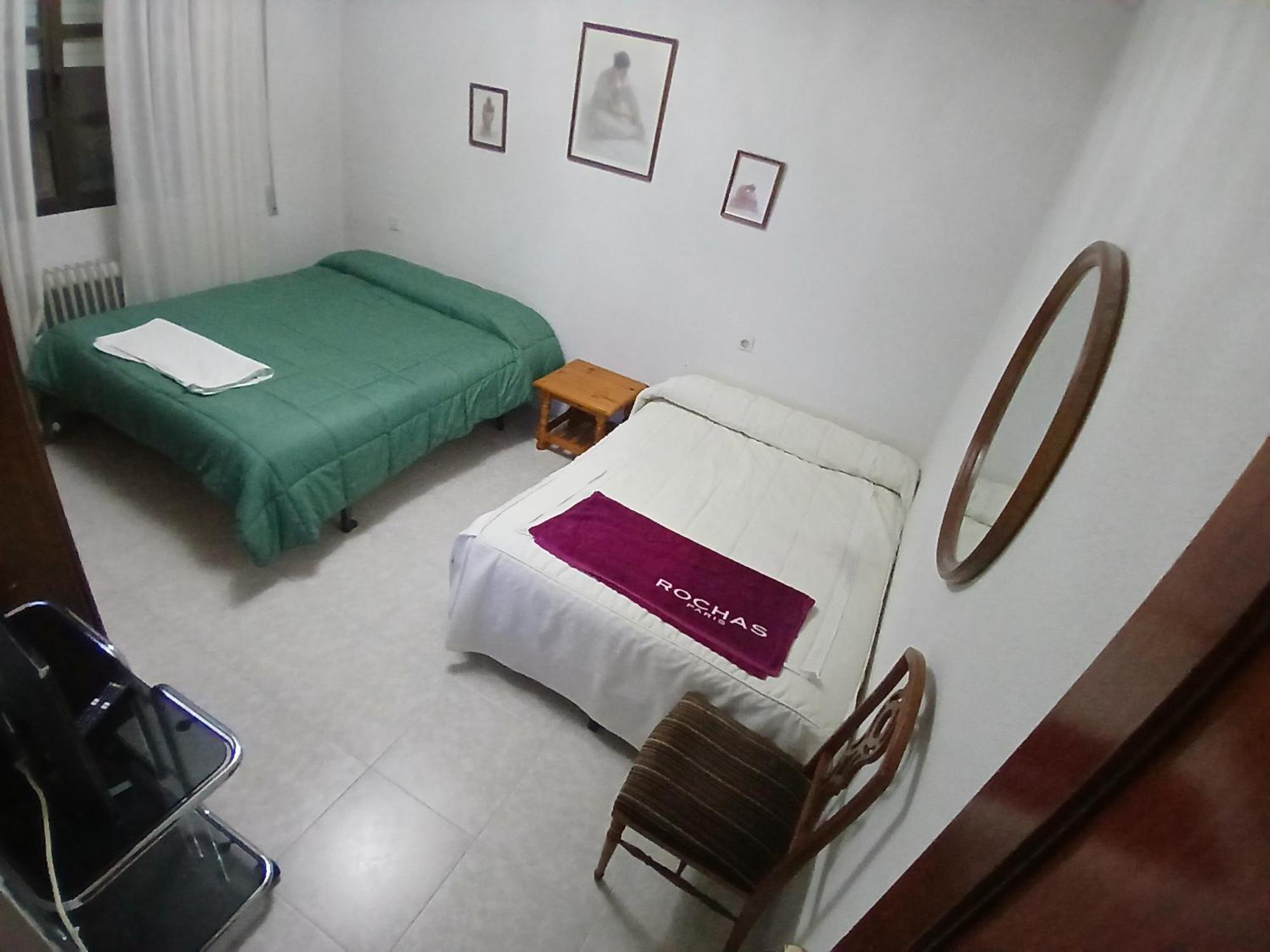 Habitacion Privada Familiar Toledo Kültér fotó